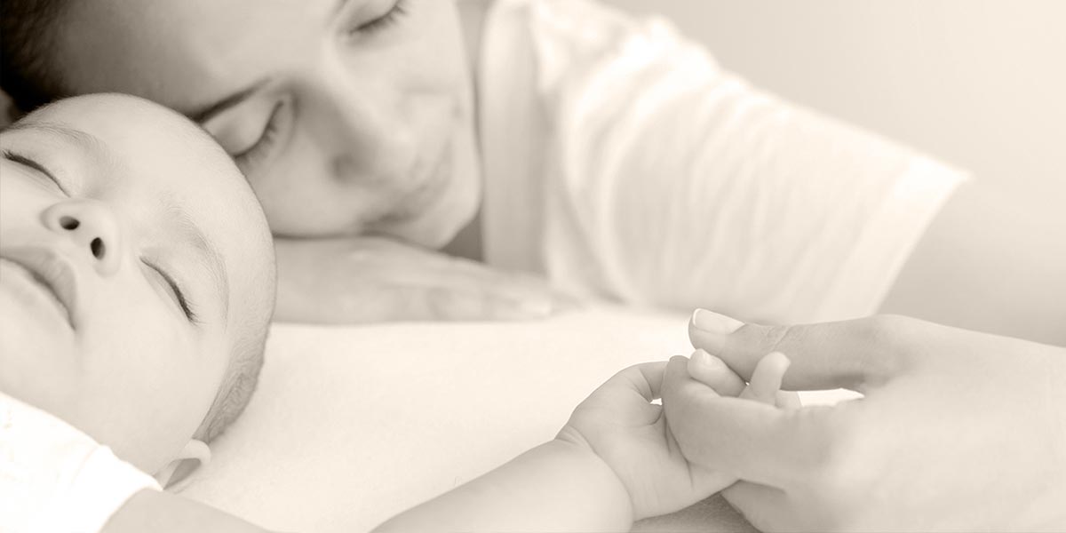 The Benefits of Breastfeeding & How to Make a Good Supply