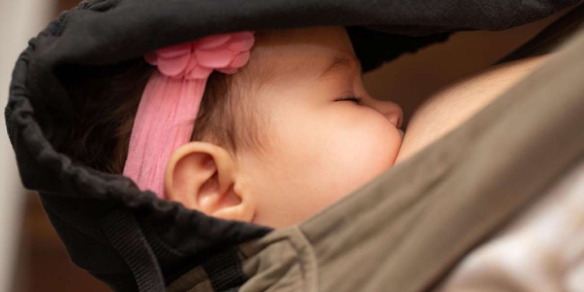 Benefits of Baby Wearing